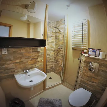 Góral Goralska Osada Quarto em Acomodações Particulares Karpacz